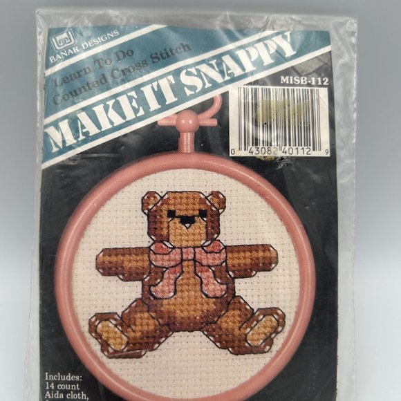 Banar Designs Counted Cross Stitch Teddy Bear MISB-112 3" Pink Hoop VTG 90s - Picture 2 of 4